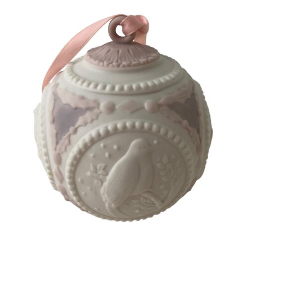 Set 2 Lladro Porcelain Christmas Ornaments 1988 Bell 1989 Sphere 3D Green Pink - Picture 10 of 13